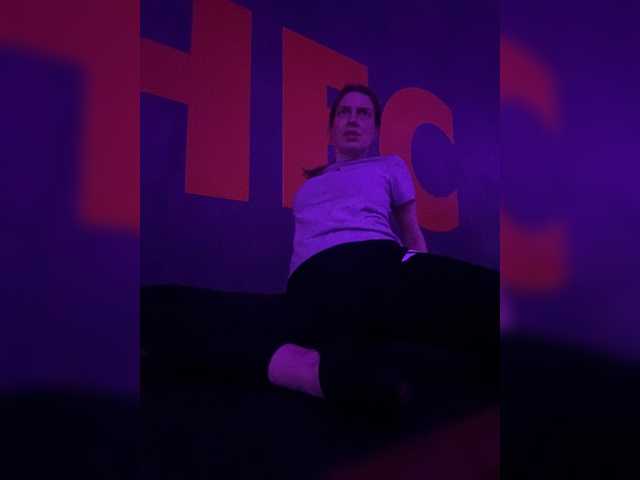 Incredible123's BongaCams show and profile