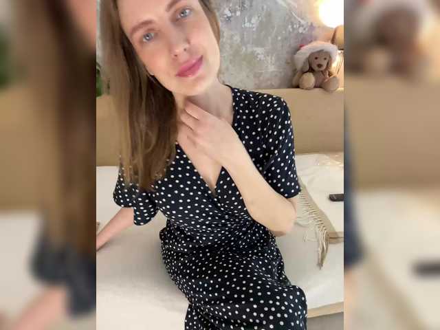 Incredible123's BongaCams show and profile