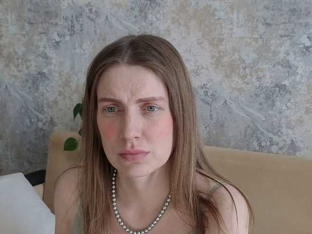 Incredible123's BongaCams show and profile