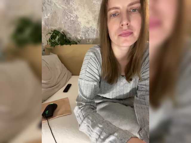 Incredible123's BongaCams show and profile