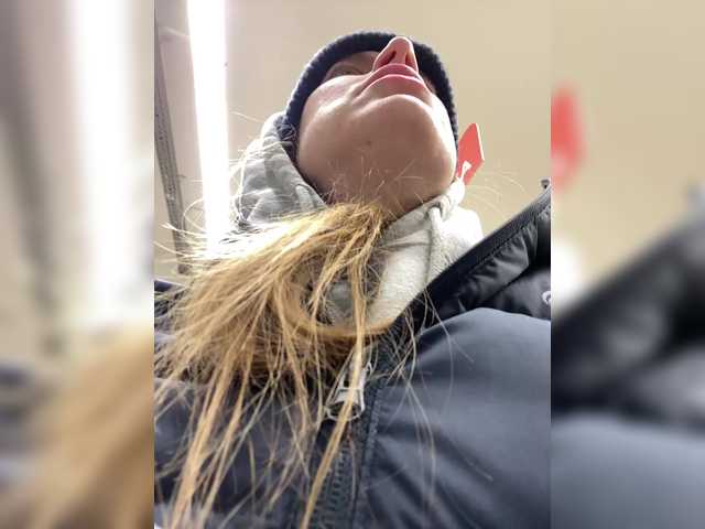 Incredible123's BongaCams show and profile