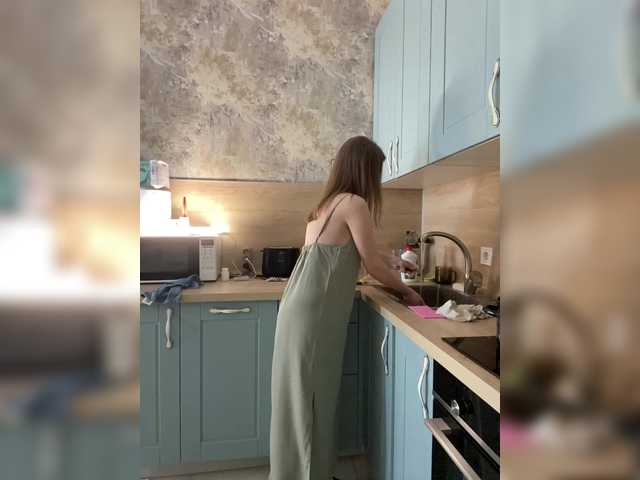 Incredible123's BongaCams show and profile