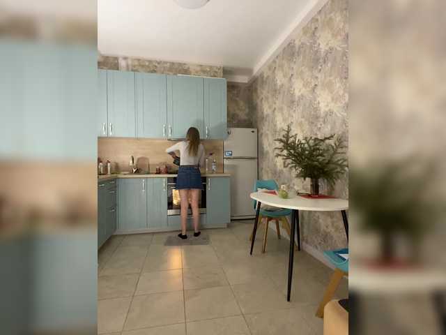 Incredible123's BongaCams show and profile