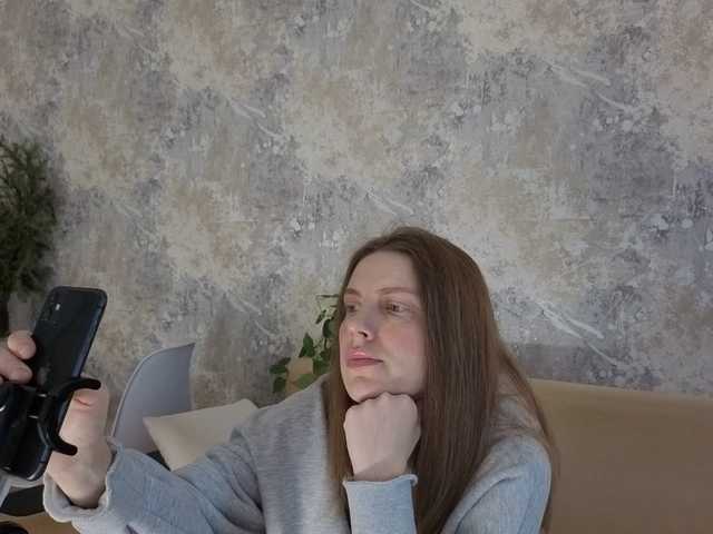 Incredible123's BongaCams show and profile