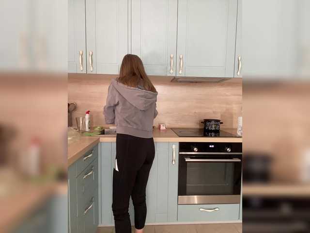 Incredible123's BongaCams show and profile