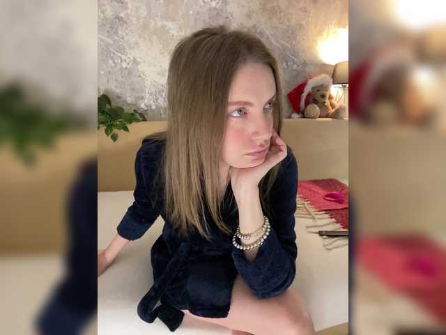 Incredible123's BongaCams show and profile