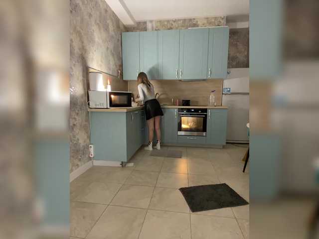 Incredible123's BongaCams show and profile