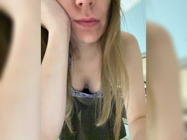Incredible123 on BongaCams