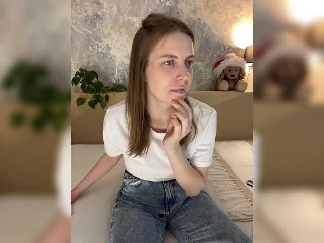 Incredible123's BongaCams show and profile