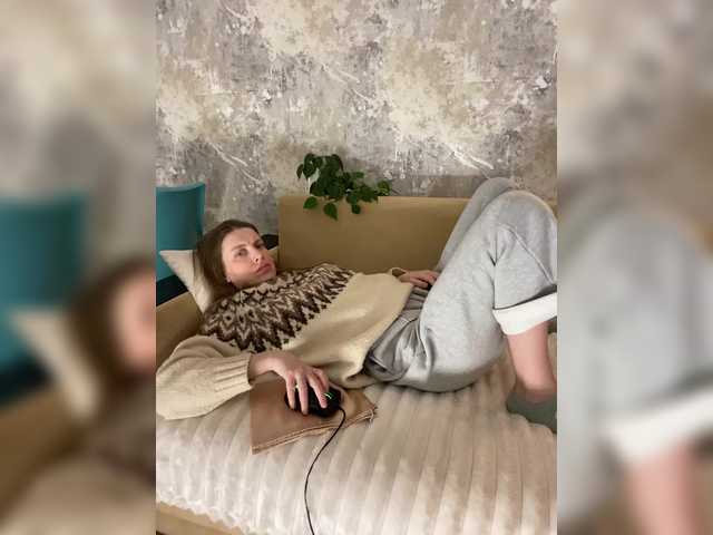 Incredible123's BongaCams show and profile