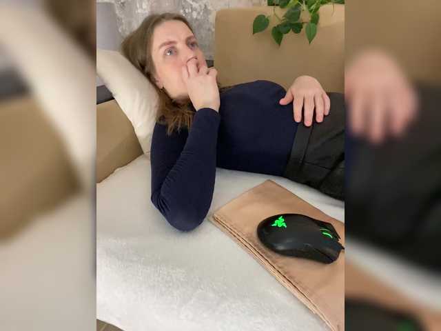 Incredible123's BongaCams show and profile