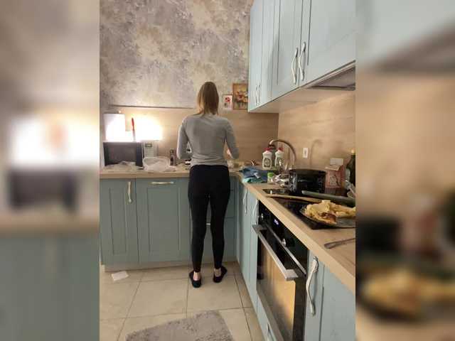 Incredible123's BongaCams show and profile