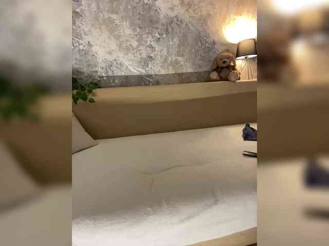 Incredible123 Live Webcam on BongaCams