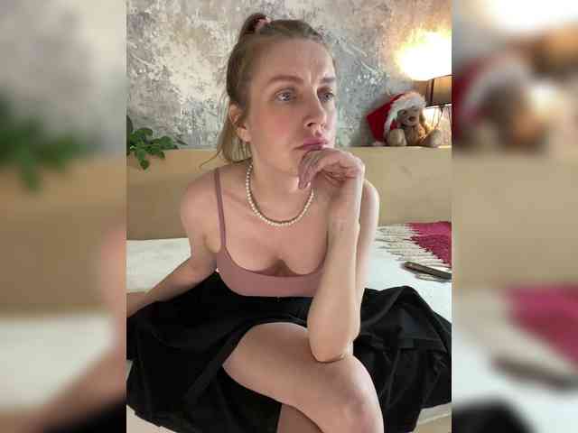 Incredible123 Live Webcam on BongaCams