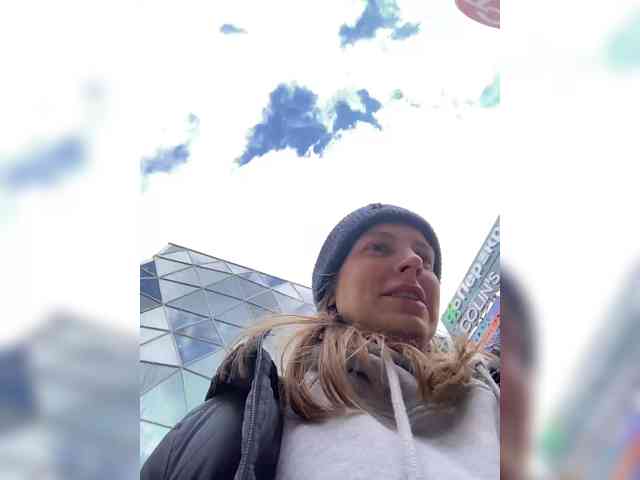 Incredible123 Live Webcam on BongaCams