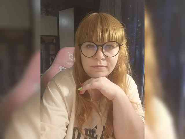 Svetlanka04 webcam