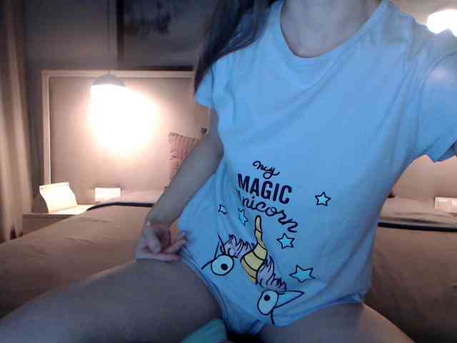 Shy-SweetGirl webcam