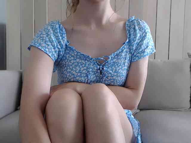 Shy-SweetGirl webcam