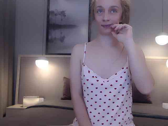 Shy-SweetGirl webcam
