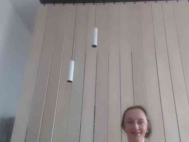 Shy-SweetGirl webcam