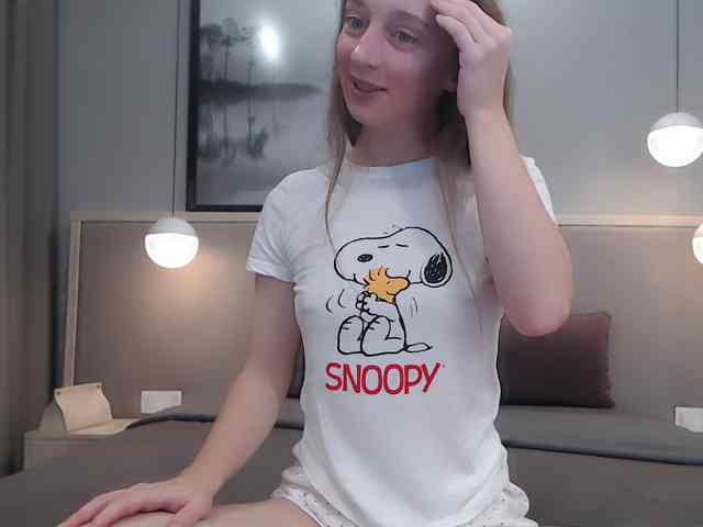 Shy-SweetGirl webcam