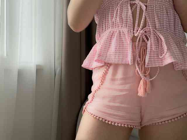 Shy-SweetGirl webcam