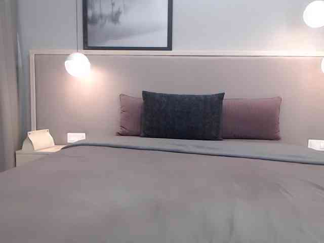 Shy-SweetGirl webcam