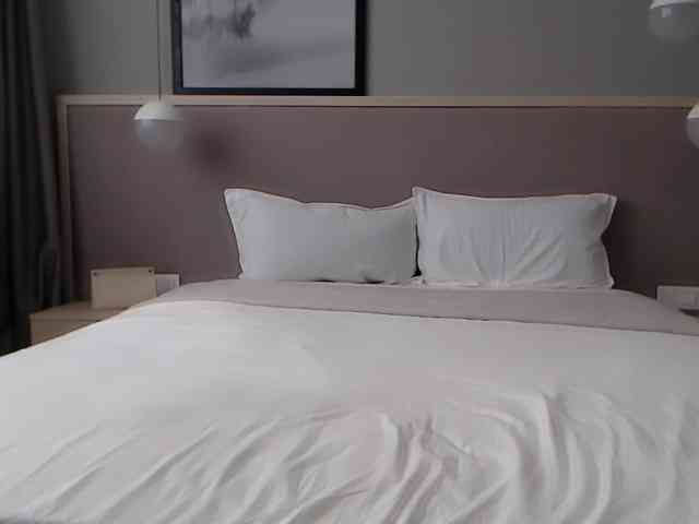 Shy-SweetGirl webcam