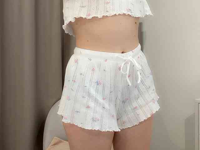 Shy-SweetGirl webcam