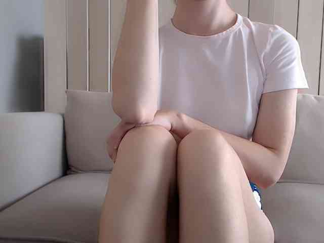 Shy-SweetGirl webcam