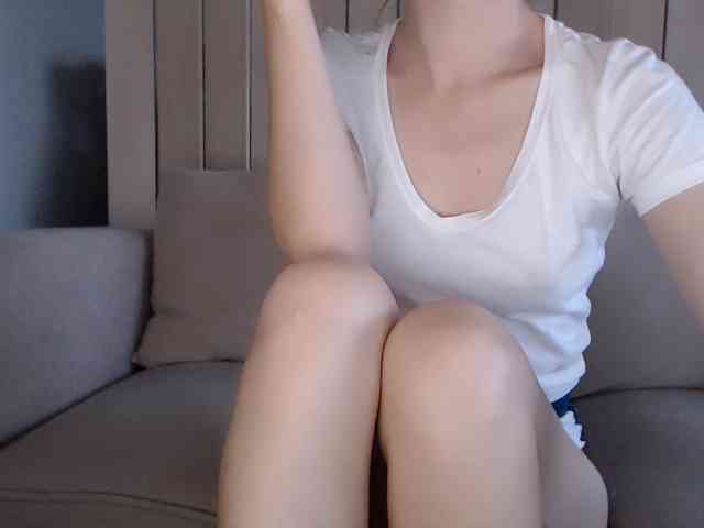 Shy-SweetGirl webcam