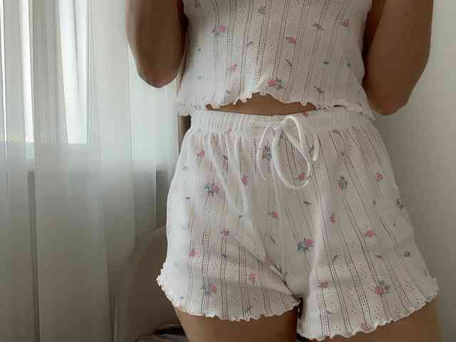 Shy-SweetGirl webcam