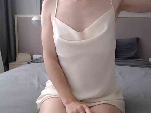 Shy-SweetGirl webcam