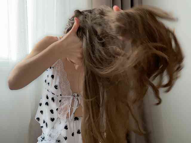 Shy-SweetGirl webcam