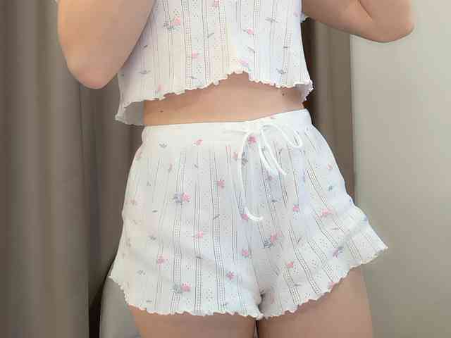 Shy-SweetGirl webcam