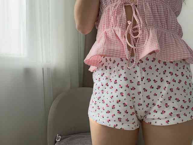 Shy-SweetGirl webcam