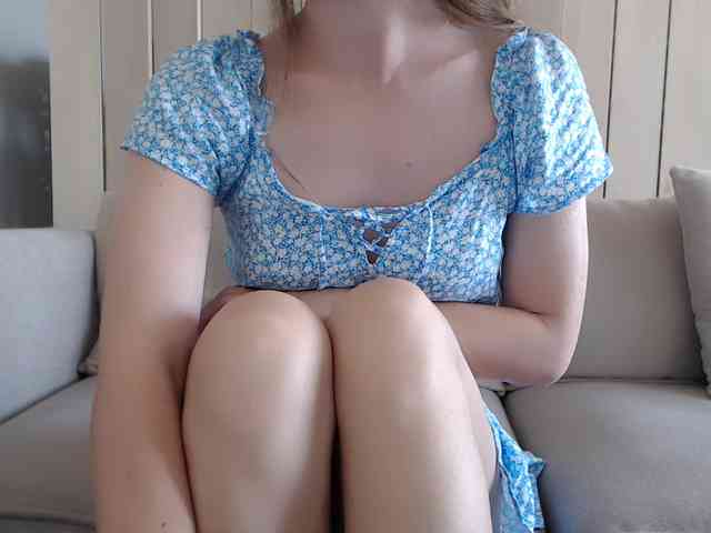 Shy-SweetGirl webcam