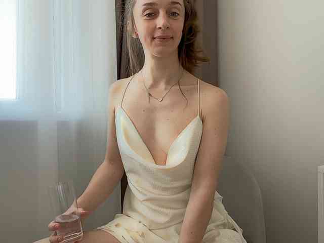 Shy-SweetGirl webcam