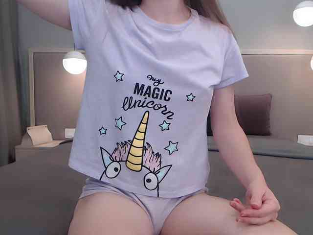 Shy-SweetGirl webcam