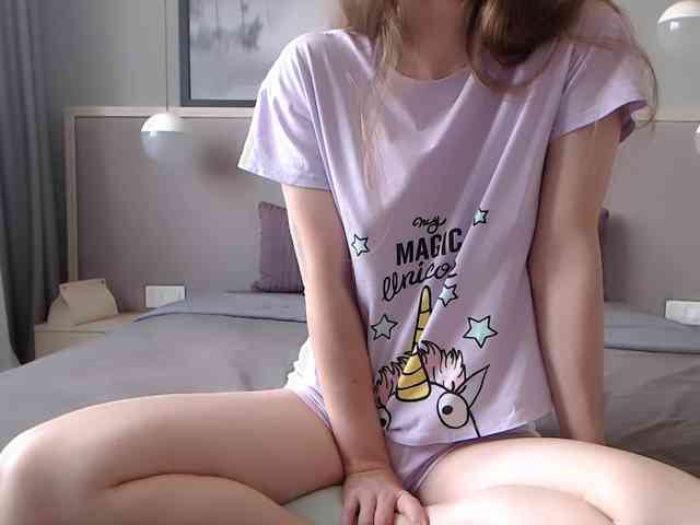 Shy-SweetGirl webcam