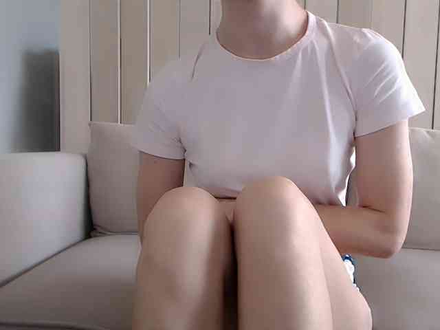 Shy-SweetGirl webcam