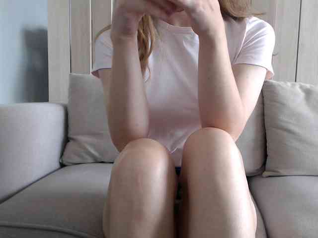 Shy-SweetGirl webcam