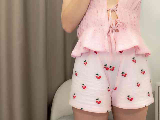 Shy-SweetGirl webcam