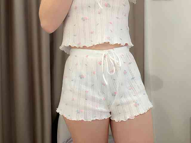 Shy-SweetGirl webcam