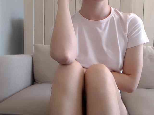 Shy-SweetGirl webcam