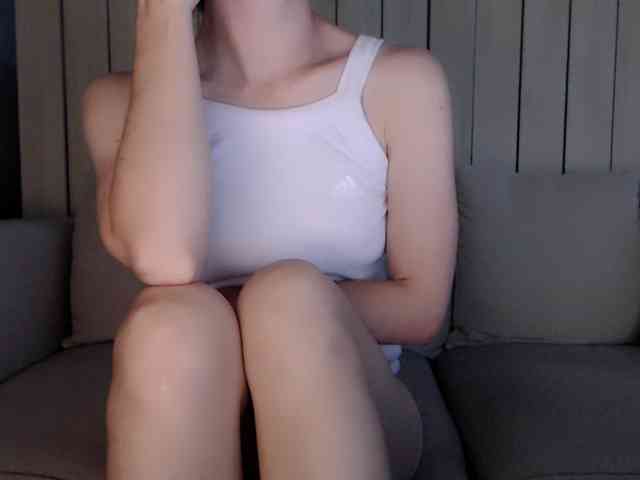 Shy-SweetGirl webcam