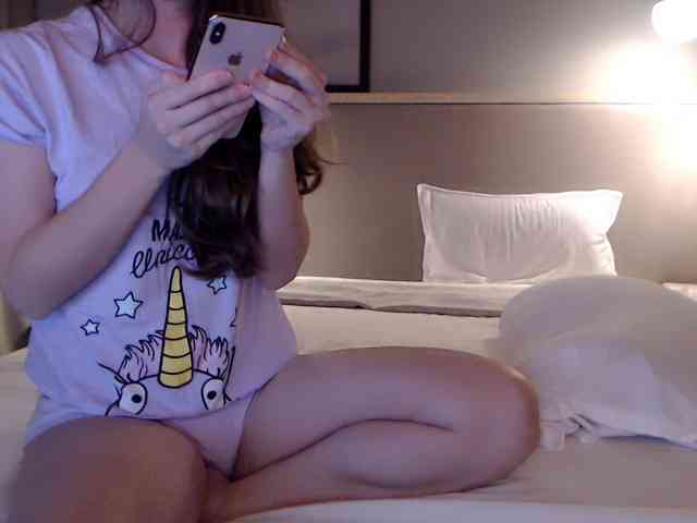 Shy-SweetGirl webcam