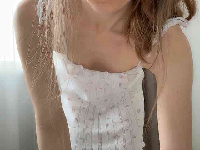 Shy-SweetGirl webcam