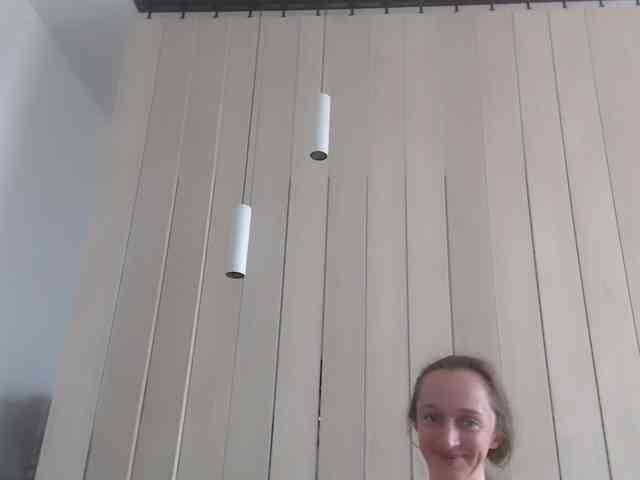 Shy-SweetGirl webcam