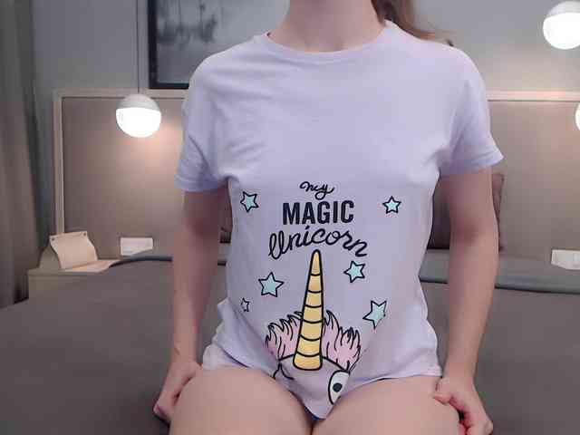 Shy-SweetGirl webcam